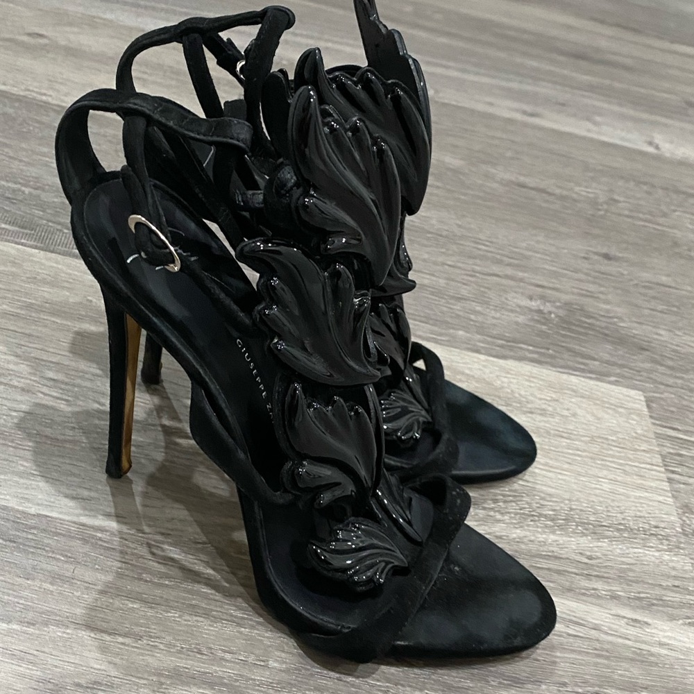 Giuseppe Zanotti
Black Cruel Summer Sandals